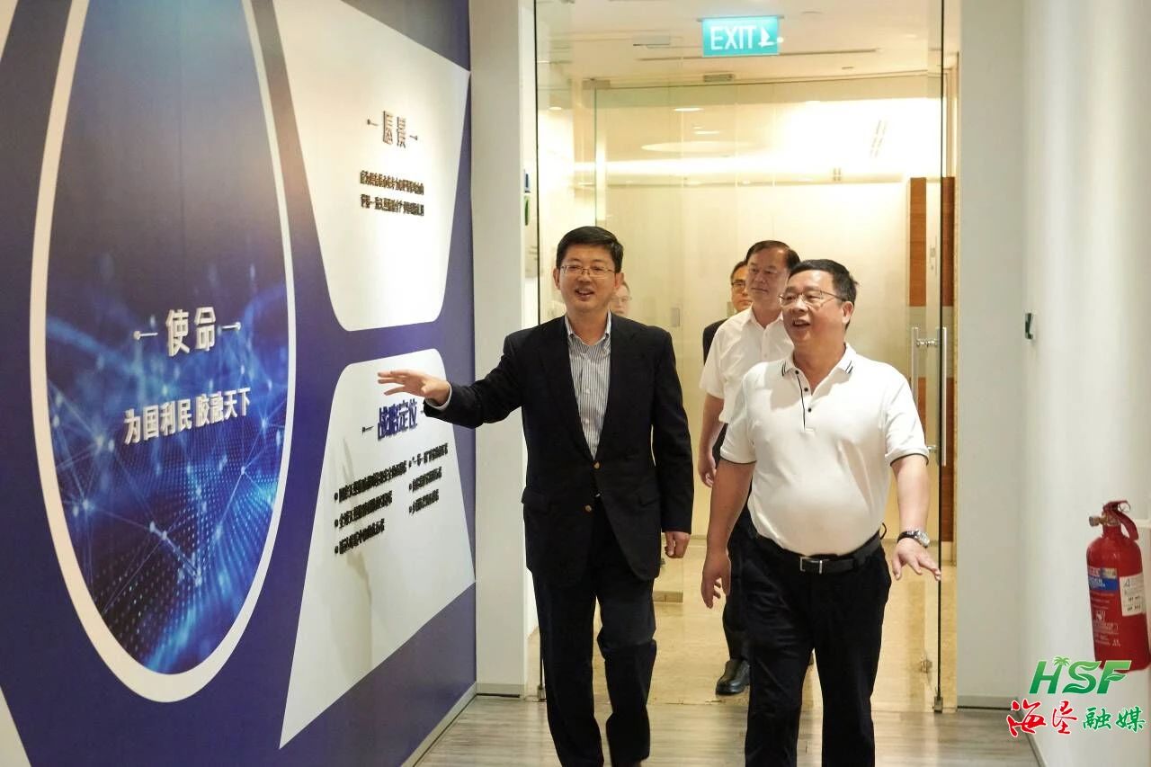 包洪文一行到合盛农业总部调研。 包洪文一行到合盛农业总部调研。